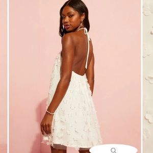 VICI COLLECTION - Niari Floral Embellished Halter Mini Dress - Off White